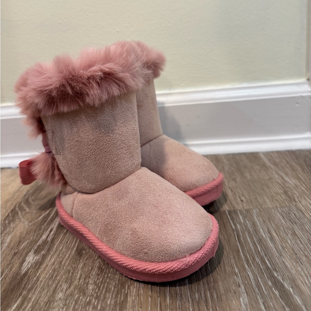 FANTURE Toddler Boots for Girls Warm Fur Lined Kids Non Slip Shoes,size 8 girls